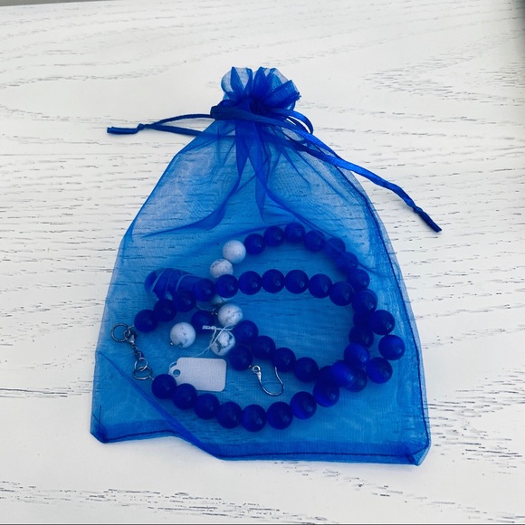 Natural blue,cats eye stone necklace - Picture 5 of 5